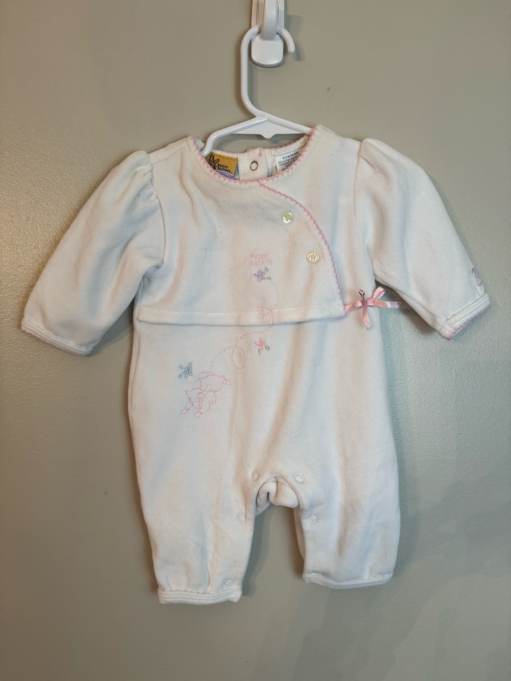 Vintage Peter Rabbit Infant White One-Piece Romper with Pink Trim 0-3 Months
